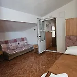 بيت ضيافة Dom نيوم