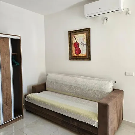 Dom Guest house *