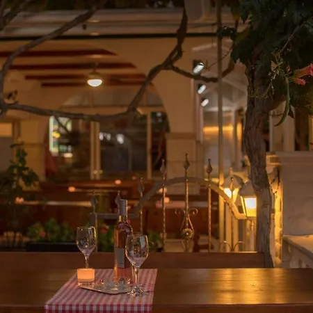 Dom Guest house *