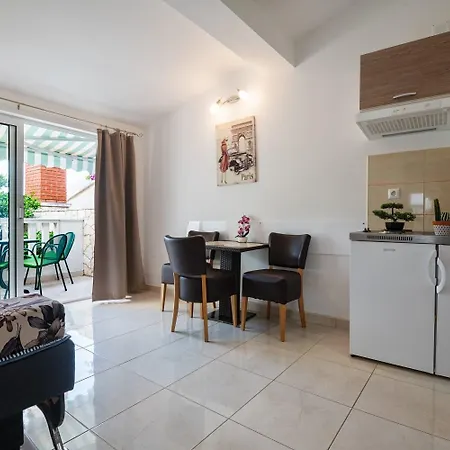 Dom Guest house